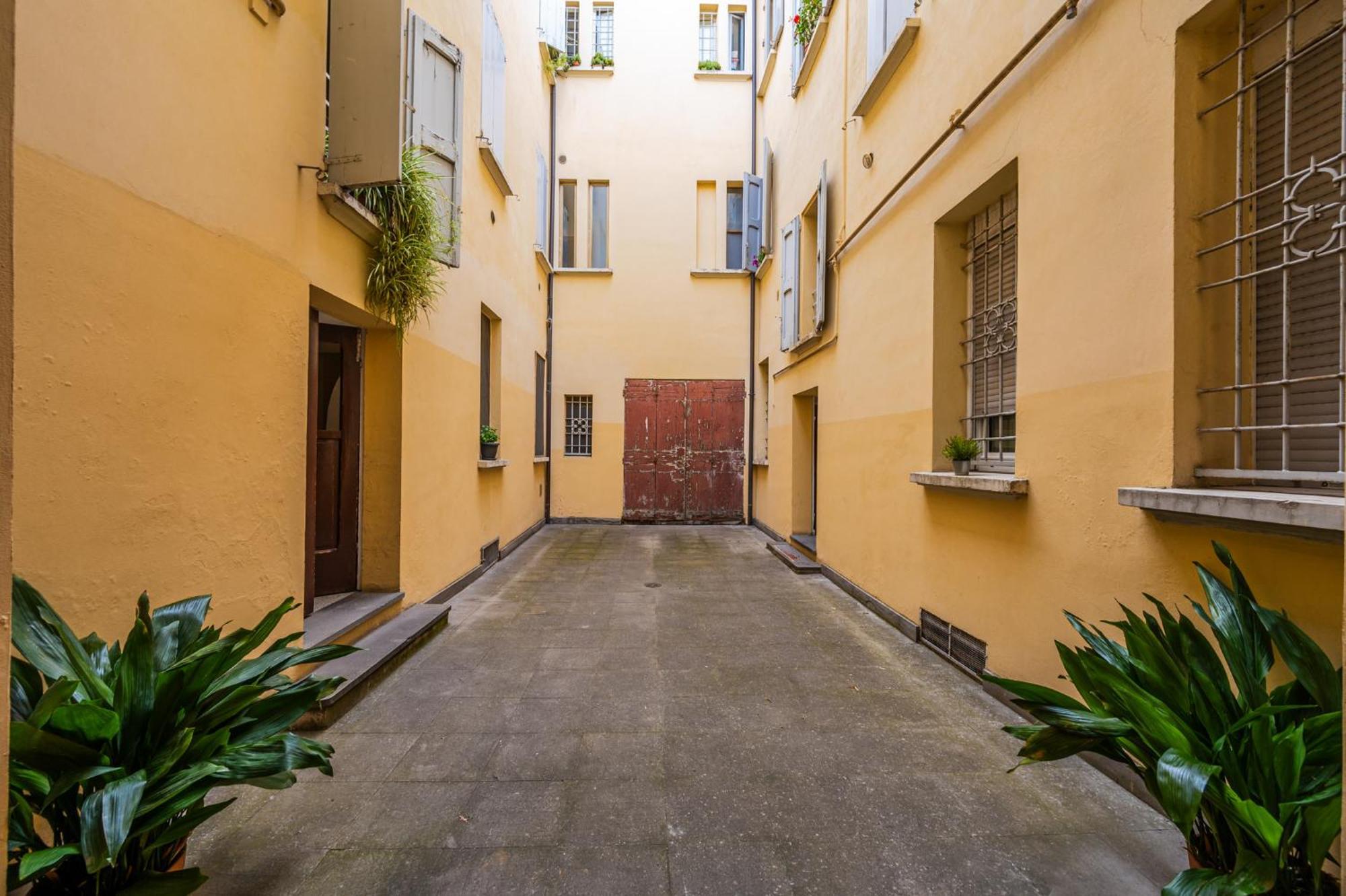 Sui Tetti Di Bologna Centro, Casa Dei Colori Lägenhet Exteriör bild
